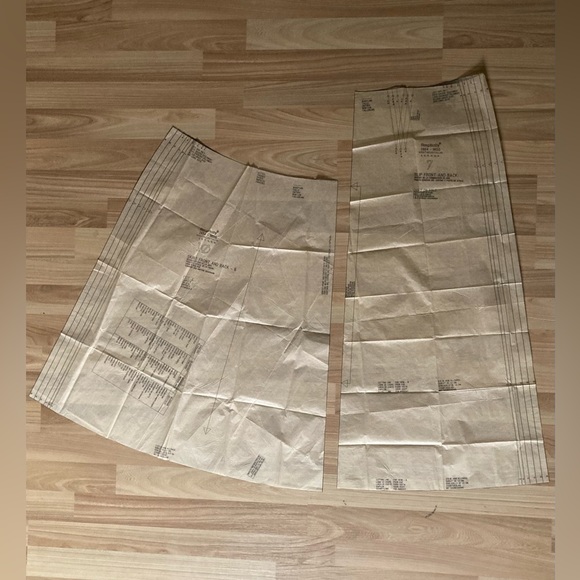 Simplicity 2884 Misses Dress In Two Lengths - Picture 4 of 4